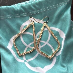 Gold Kendra Scott earrings